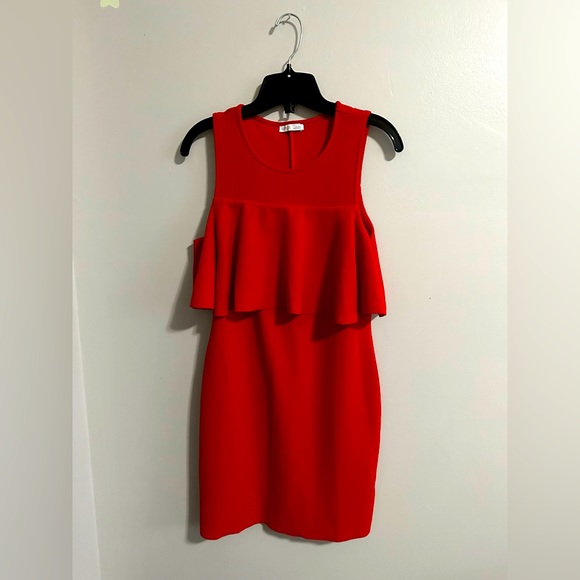 Zara red dress in size M. - Picture 1 of 3